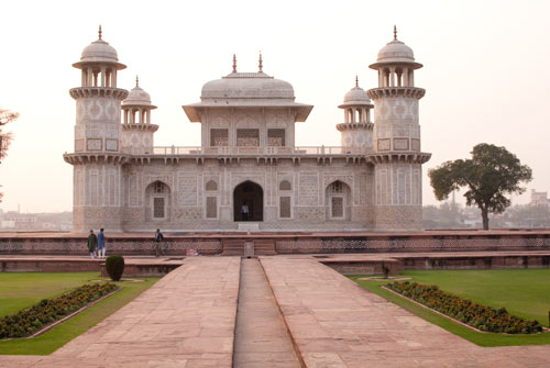 Itimad-Ud-Daulah, Agra, India
