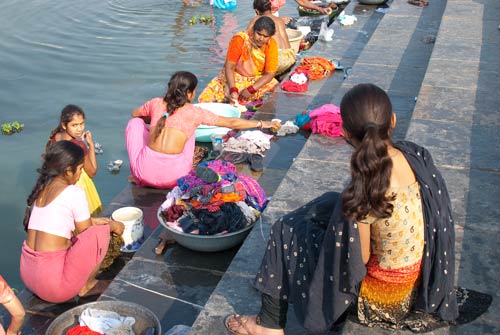 Washing At The Dhobi Ghat - Udaipur
